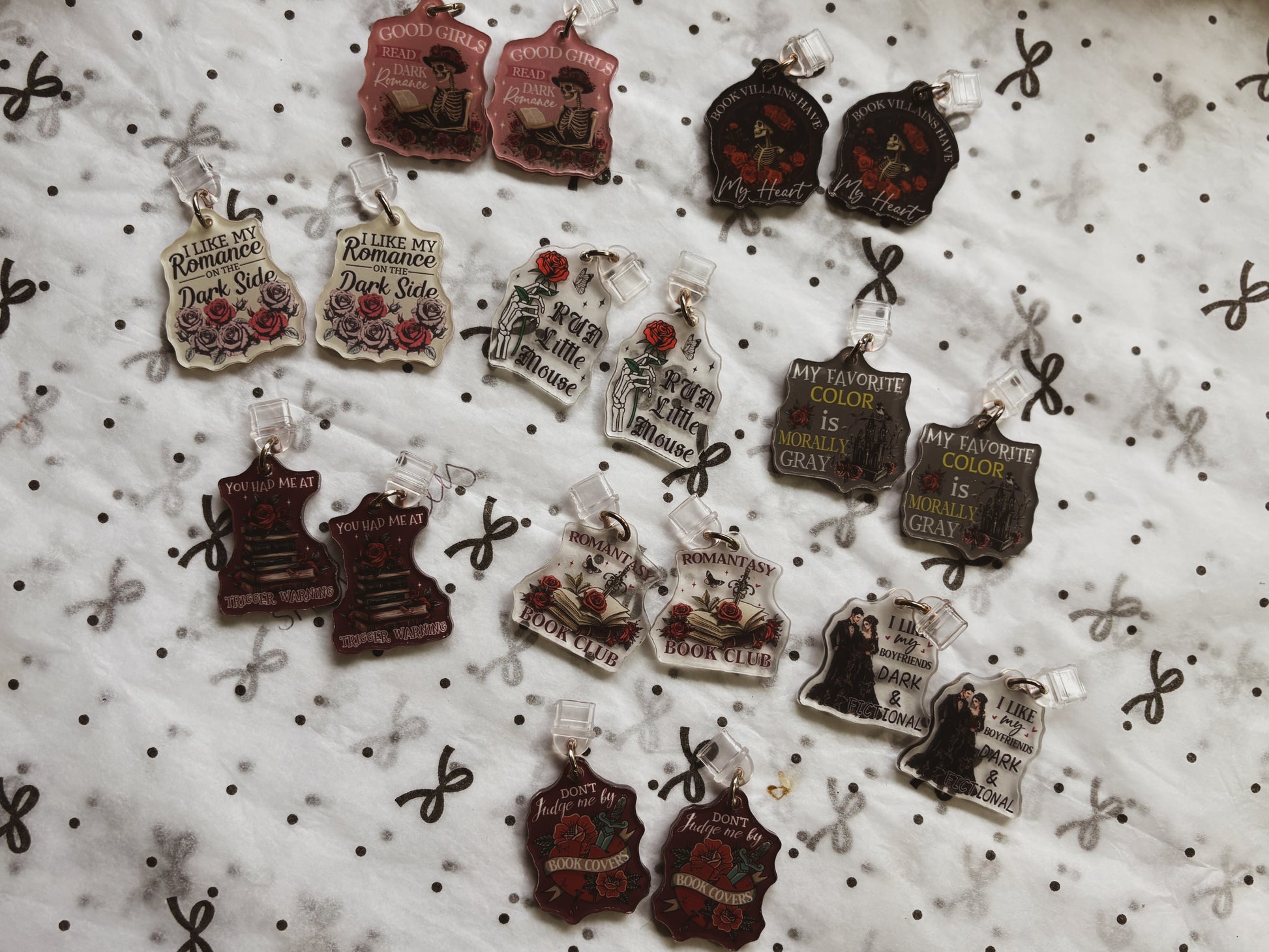 Dark romance kindle plug charm